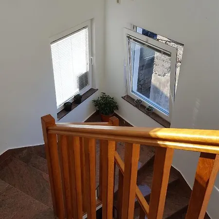 15642b *