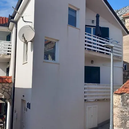 Appartement 15642b Gradac (Split-Dalmatia)